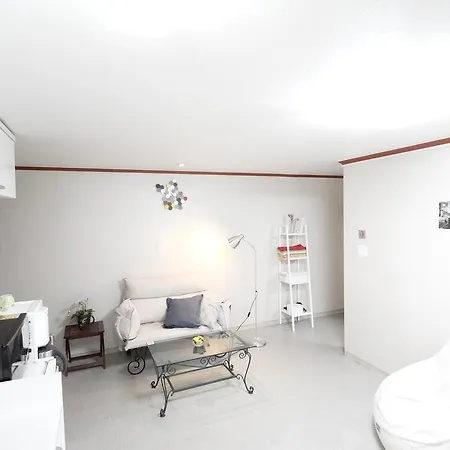 Lombard House Hostel Seoul Exterior photo