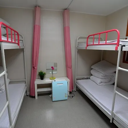 Lombard House Hostel Seoul Exterior photo