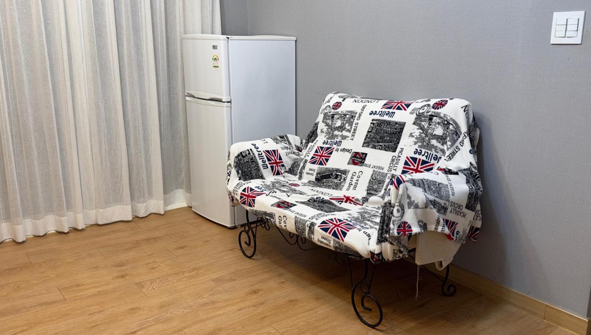 Lombard House Hostel