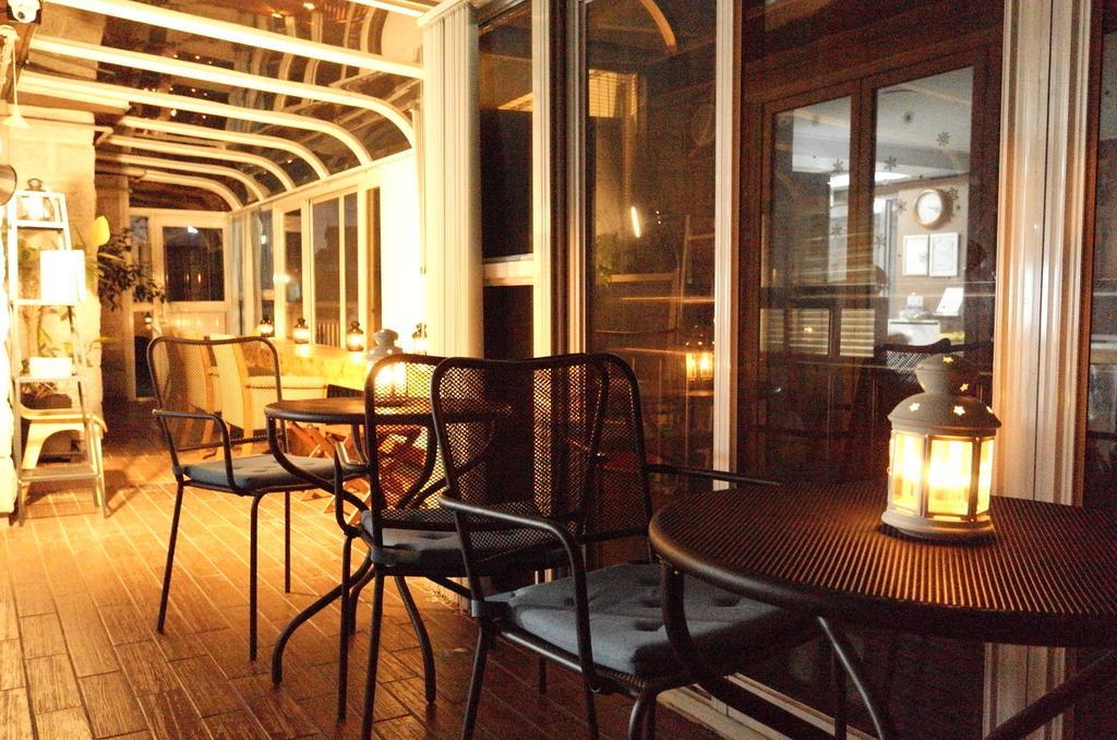 Hostel Lombard House *