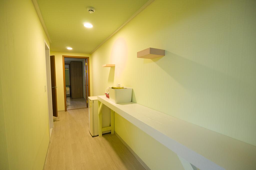 Lombard House Hostel *