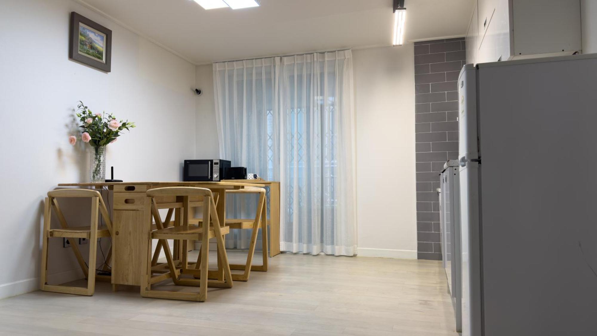 Hostel Lombard House *